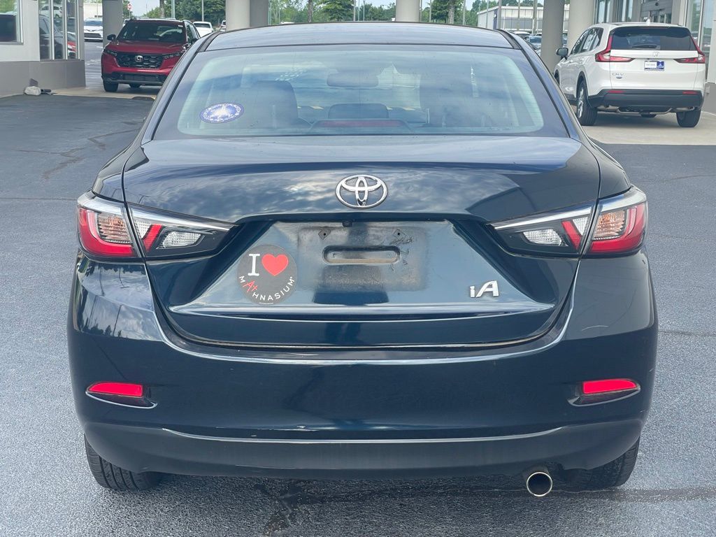 Thumbnail: 2018 Toyota Yaris - 4