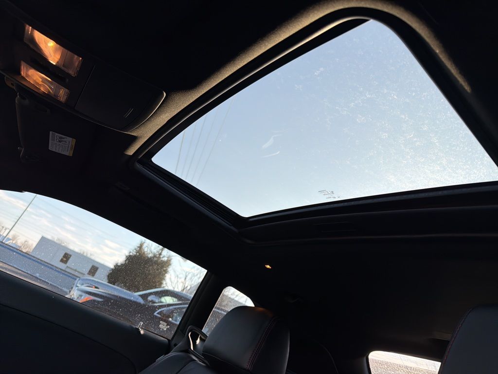 Thumbnail: 2017 Dodge Challenger - 11