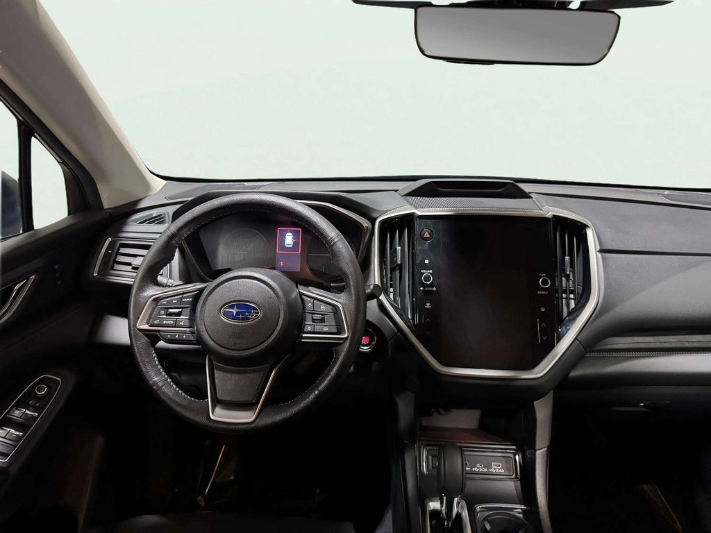 Used 2024 Ice Silver Metallic Subaru Limited image 10