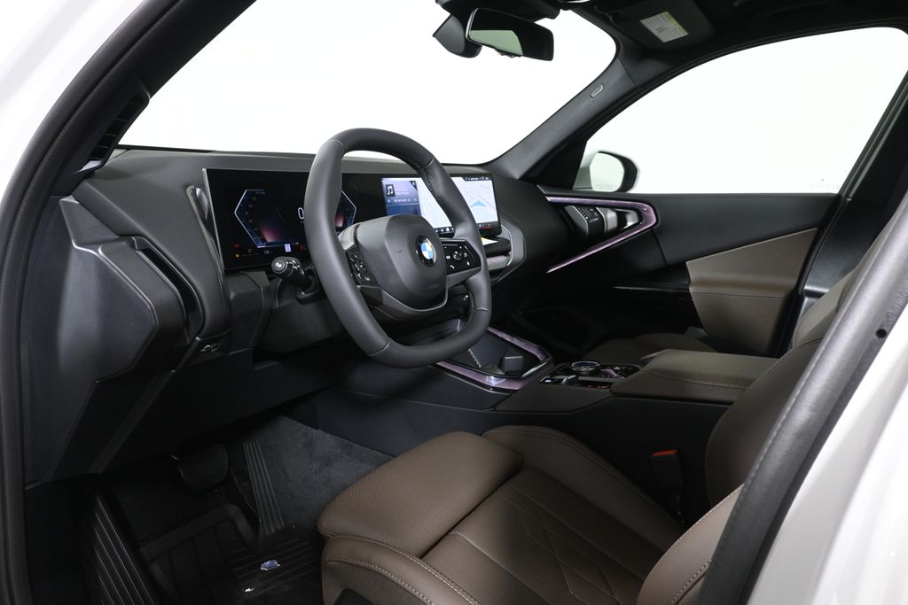 Thumbnail: 2026 BMW X3 - 15