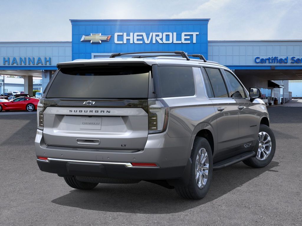 2025 Chevrolet Suburban LT