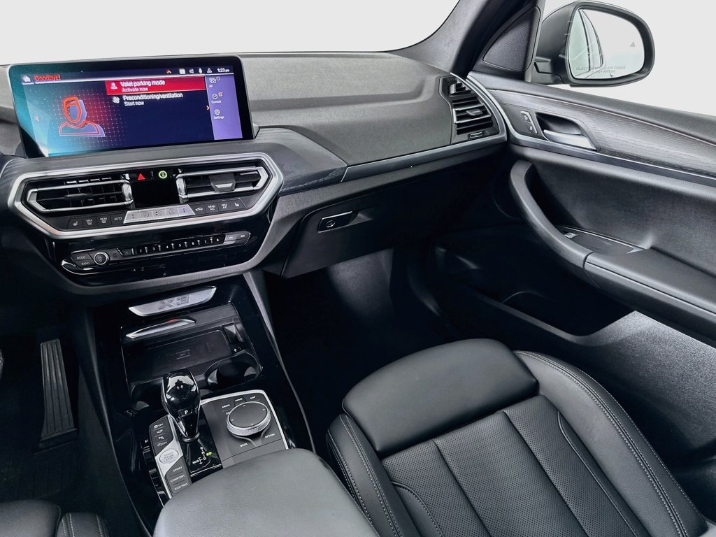 Thumbnail: 2024 BMW X3 - 24