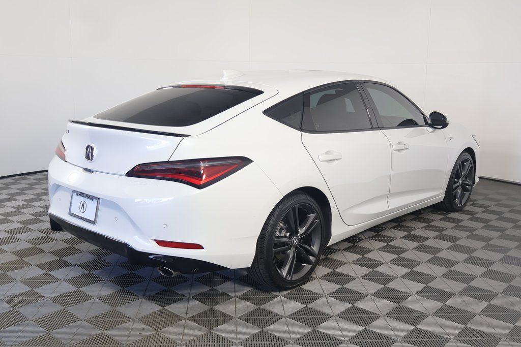 Thumbnail: 2023 Acura Integra - 4