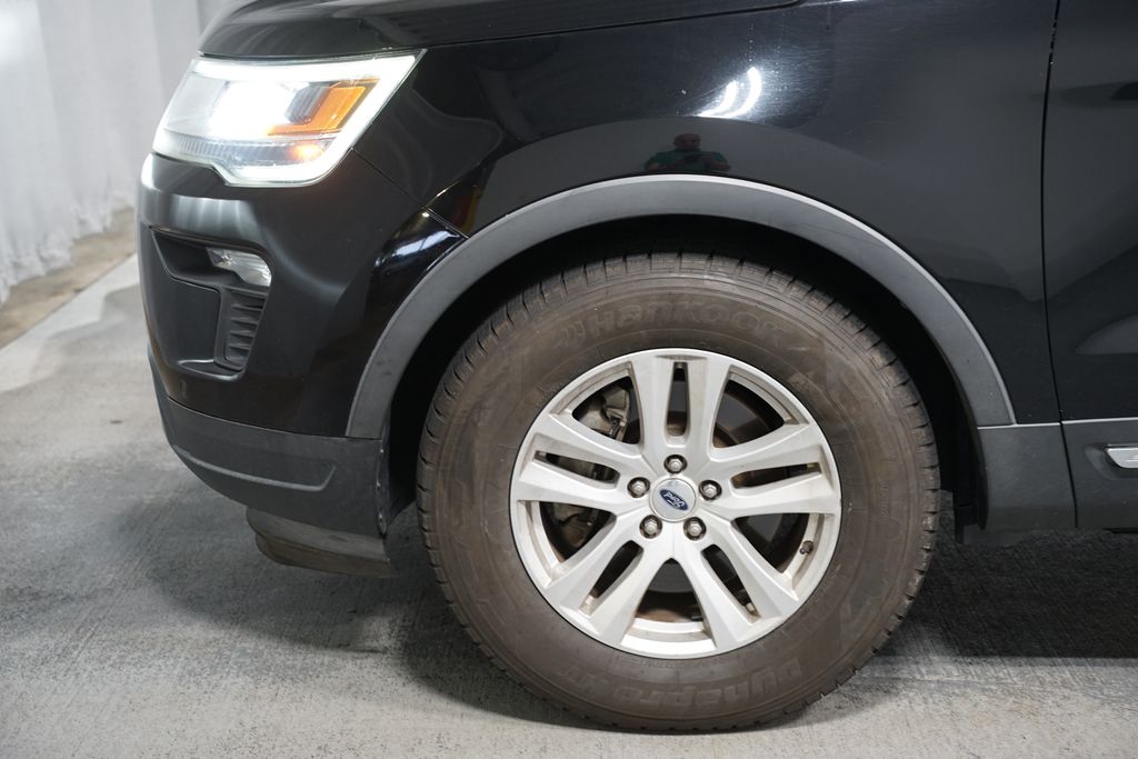 Thumbnail: 2018 Ford Explorer - 5