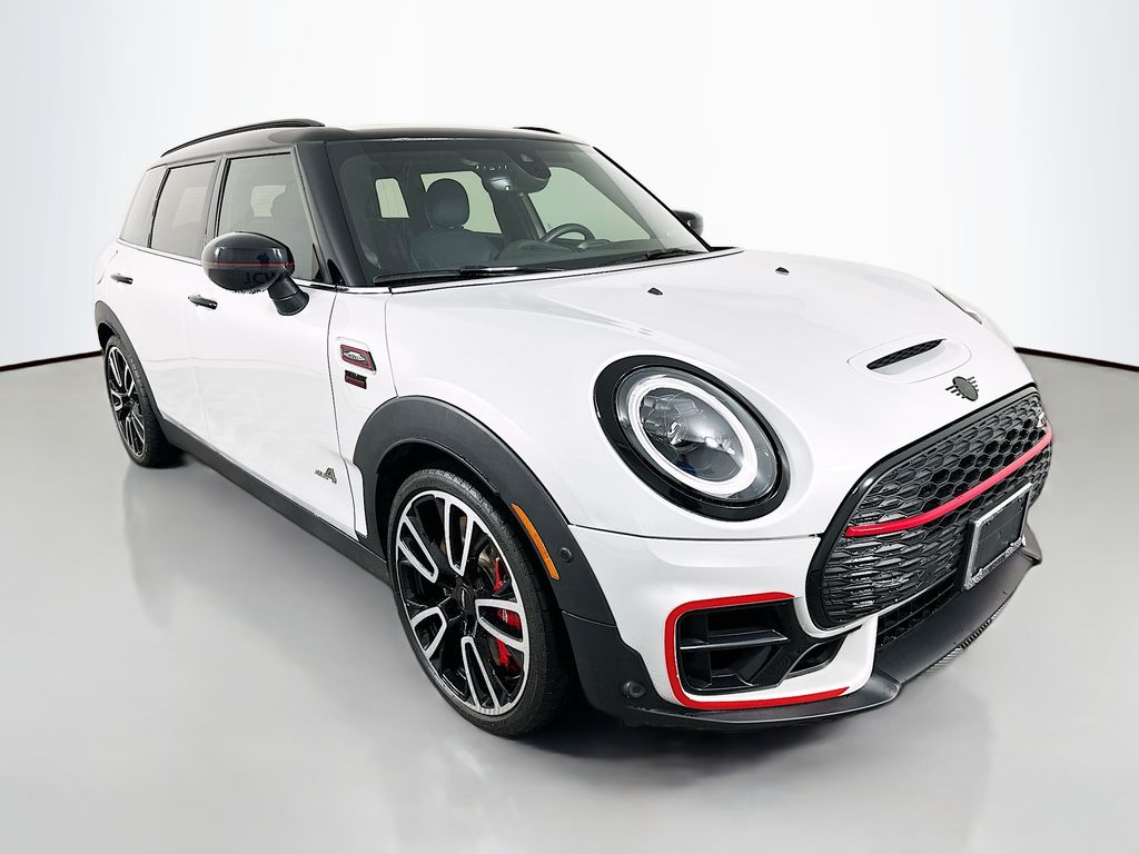 Thumbnail: 2022 MINI Cooper Clubman - 3