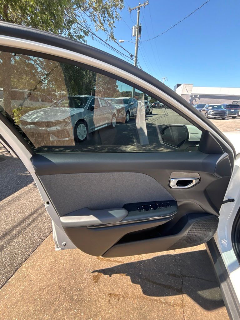 Certified Used 2025 White Kia EX image 12