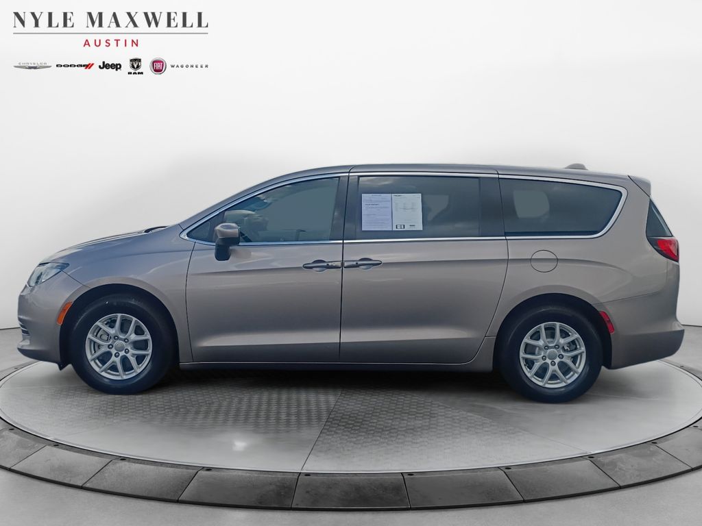 Used Car 2017 Chrysler Pacifica  Touring For Sale Under $10,000 In Austin, Texas
