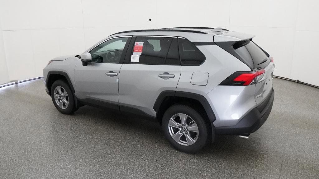 Thumbnail: 2025 Toyota RAV4 - 32