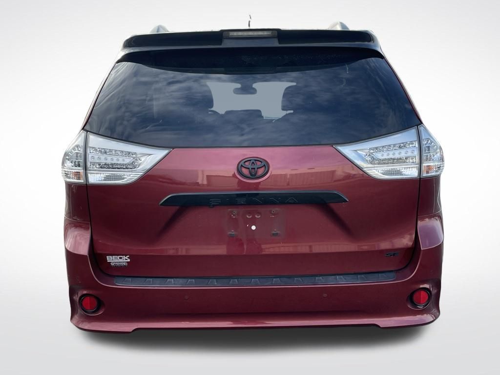 Thumbnail: 2020 Toyota Sienna - 4