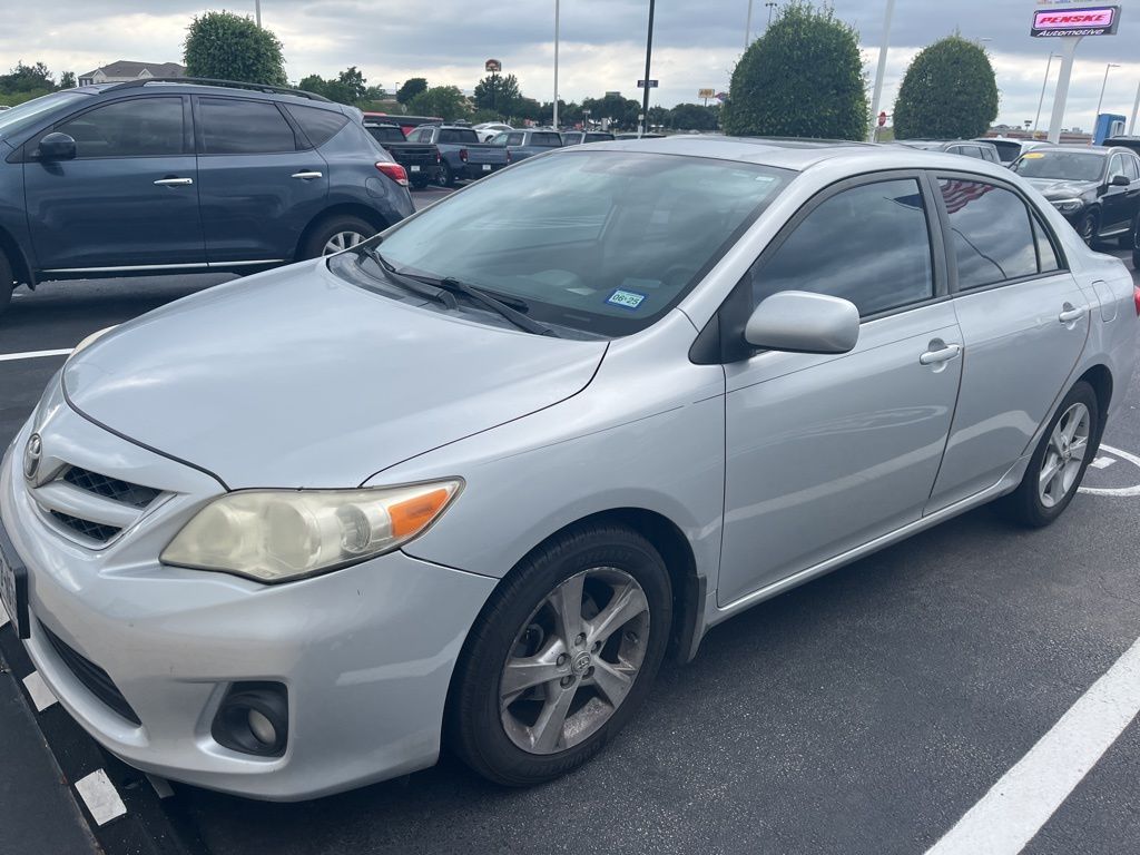 2012 Toyota Corolla LE 6