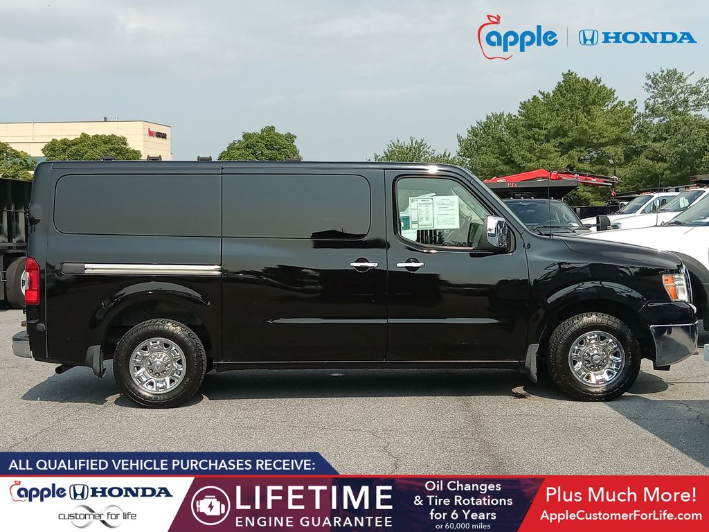 2018 Nissan NV Passenger NV3500 HD SL V8