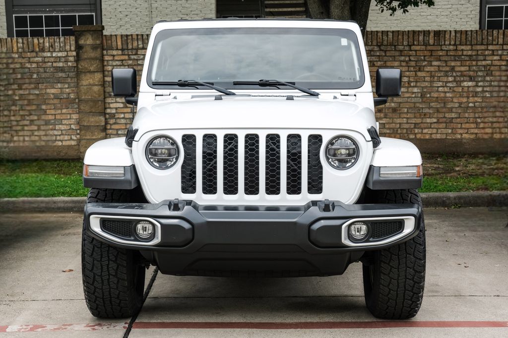 used 2022 Jeep Gladiator car, priced at $28,382