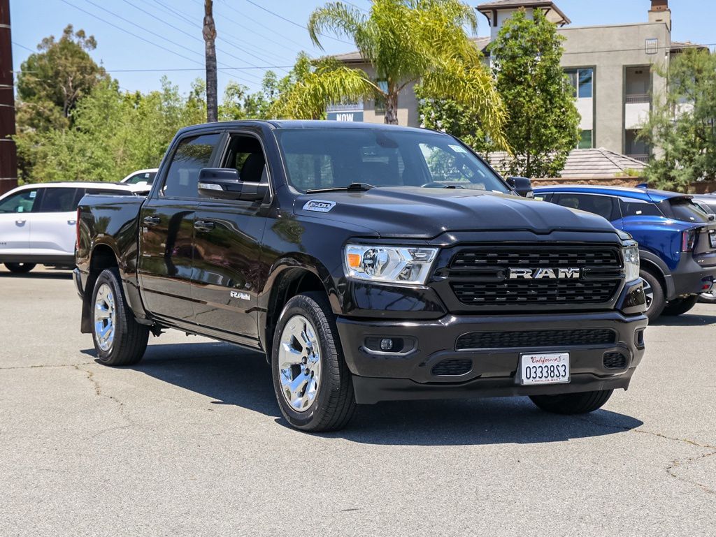View vehicle photo 3