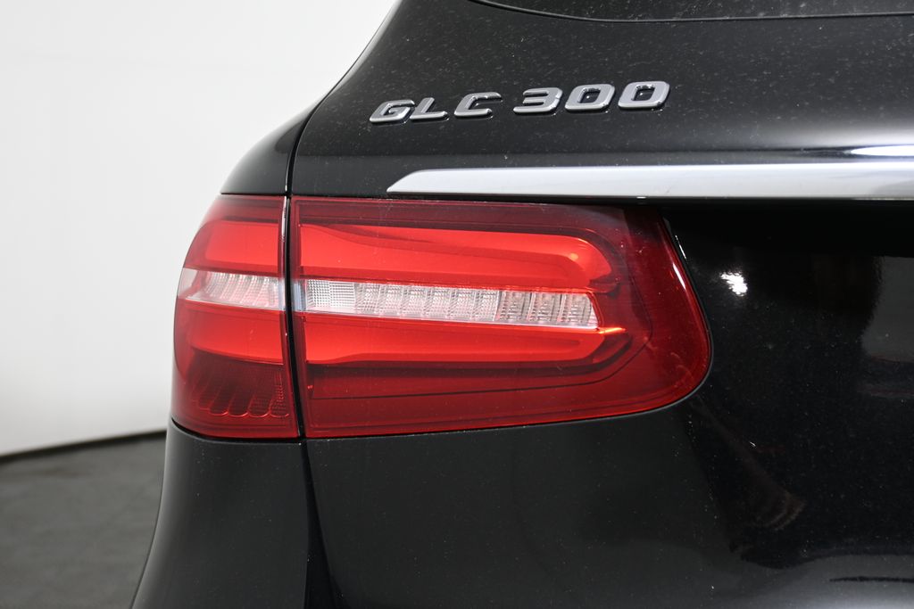 Thumbnail: 2019 Mercedes-Benz GLC - 12