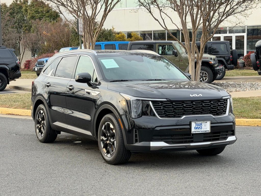 2025 Kia Sorento S FWD