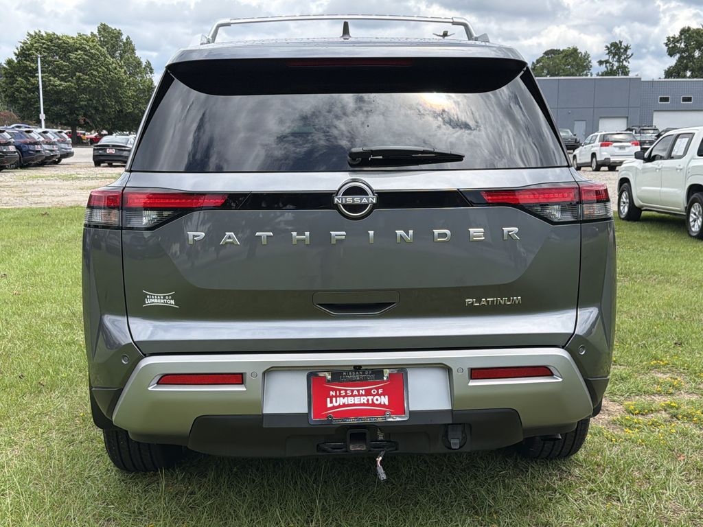 Used 2025 Nissan Pathfinder SUV