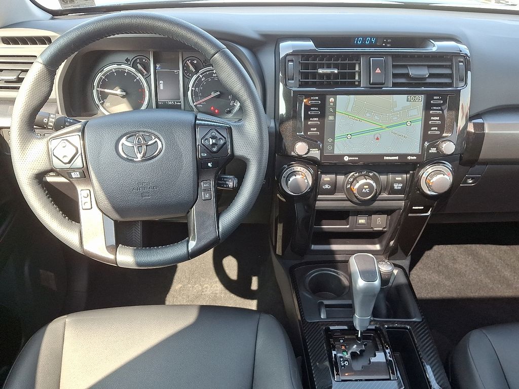 2024 Toyota 4Runner TRD Off Road 12