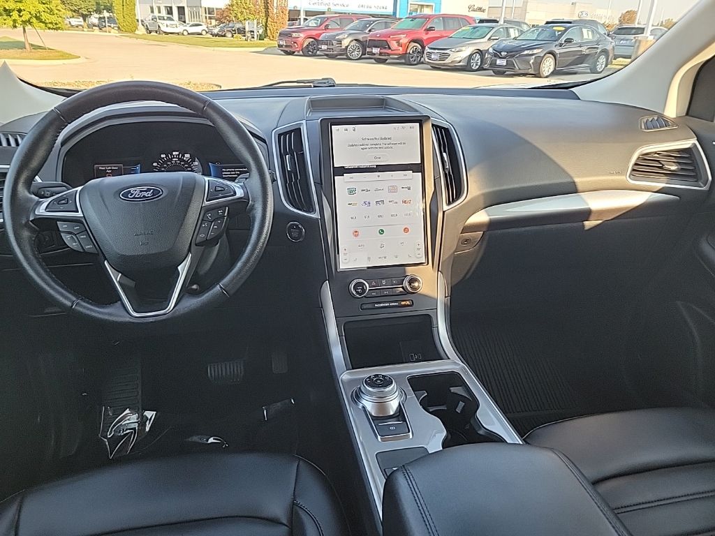 Used 2024 Ford Edge SUV