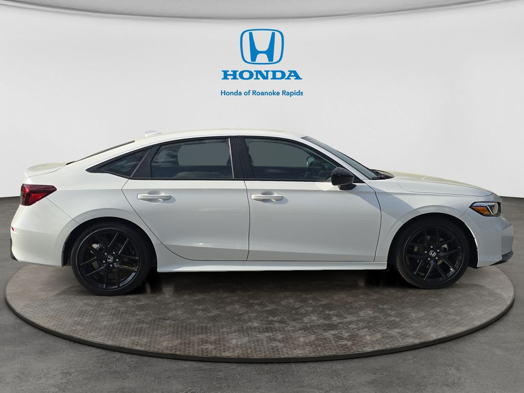 View vehicle photo 6