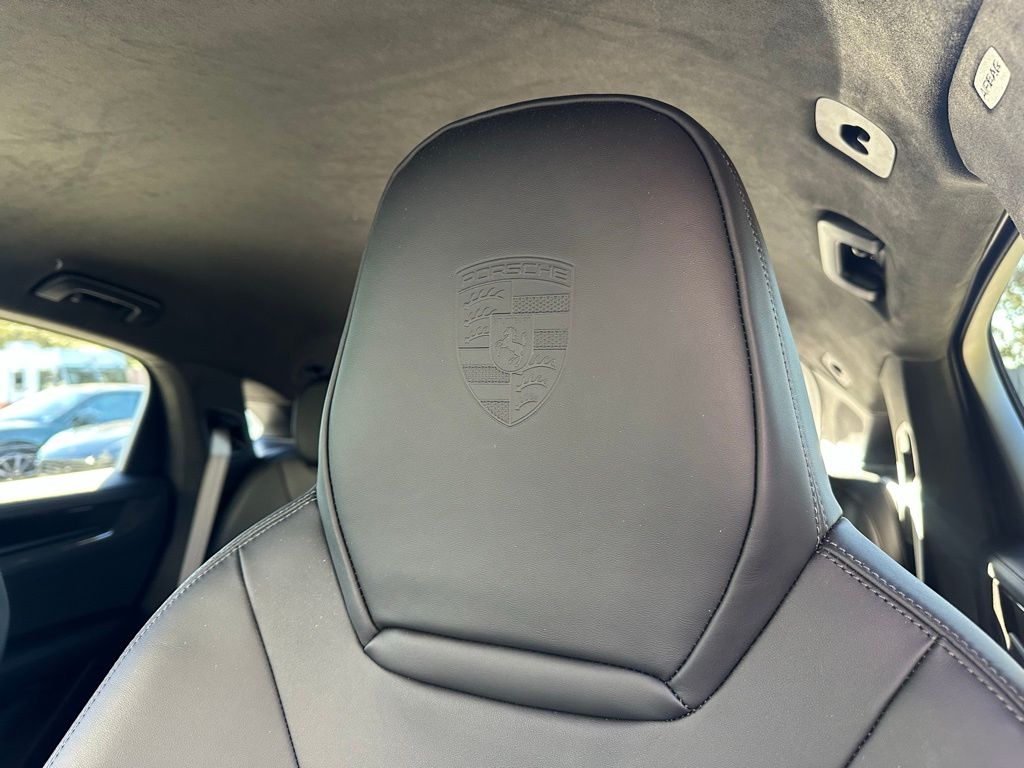 Thumbnail: 2025 Porsche  - 25