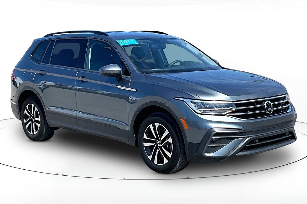 Platinum Gray Metallic 2023 Volkswagen Tiguan S FWD SUV / Crossover Front-Wheel Drive 8-Speed Automatic