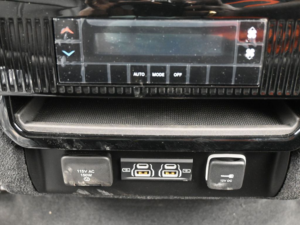 New 2026 Bright White Clearcoat Jeep  image 35