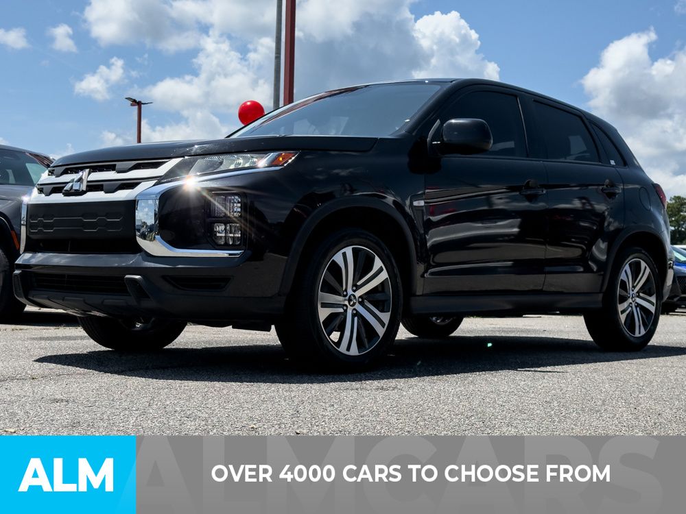 Used 2024 Gray Mitsubishi 2.0 ES image 2