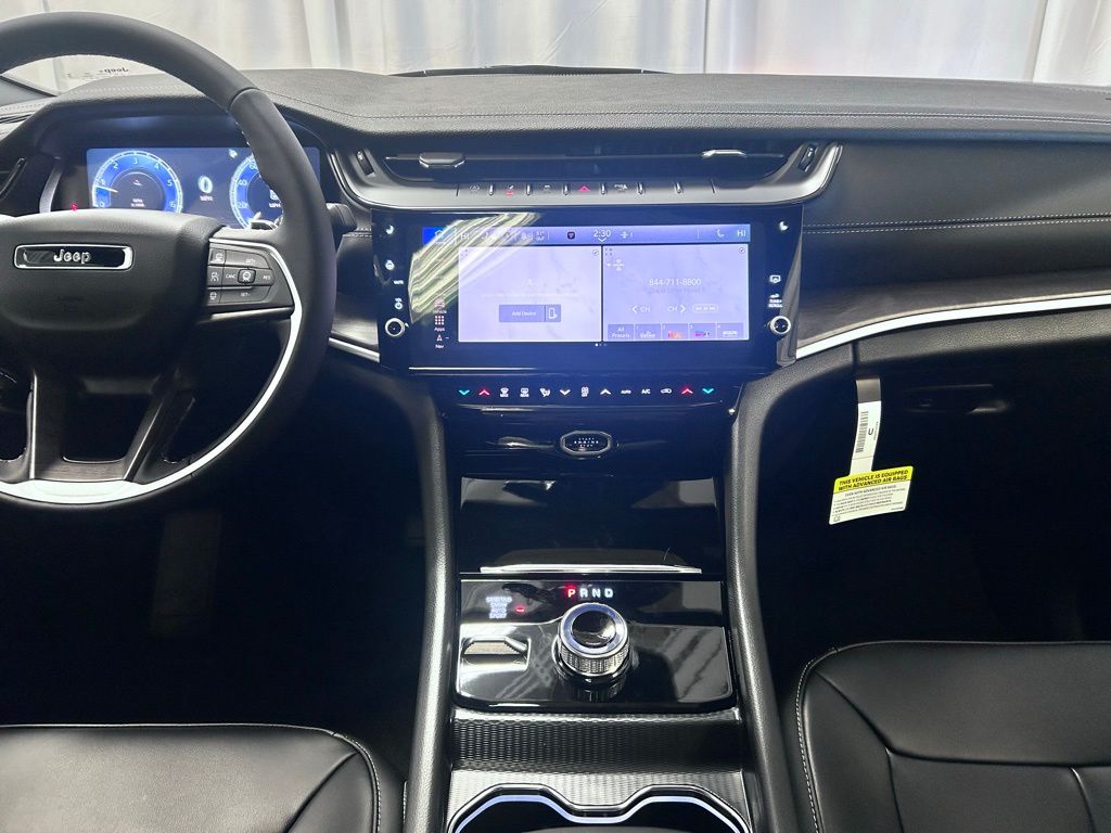 new 2026 Jeep Grand Cherokee car, priced at $49,995