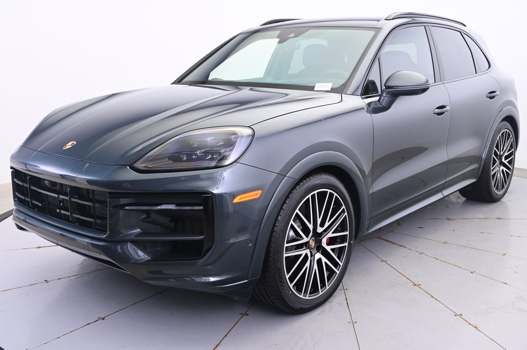 Thumbnail: 2025 Porsche Cayenne - 1