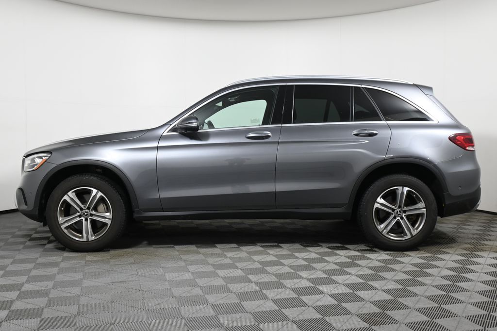 Thumbnail: 2022 Mercedes-Benz GLC - 2