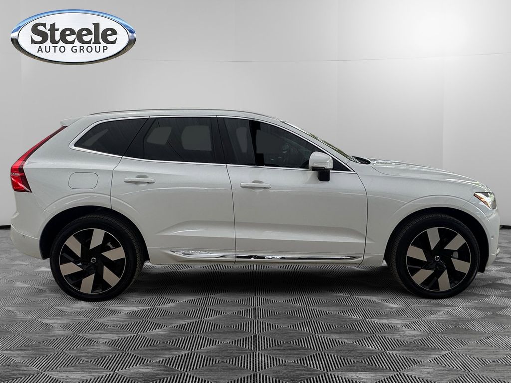 Used Car 2023 Volvo Xc60 Recharge Plug-in Hybrid  T8 Plus Bright Theme For Sale Under $40,000 In Round Rock, Texas
