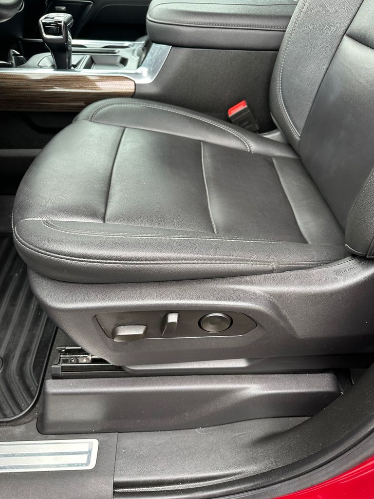 used 2024 Chevrolet Silverado 1500 car, priced at $43,985