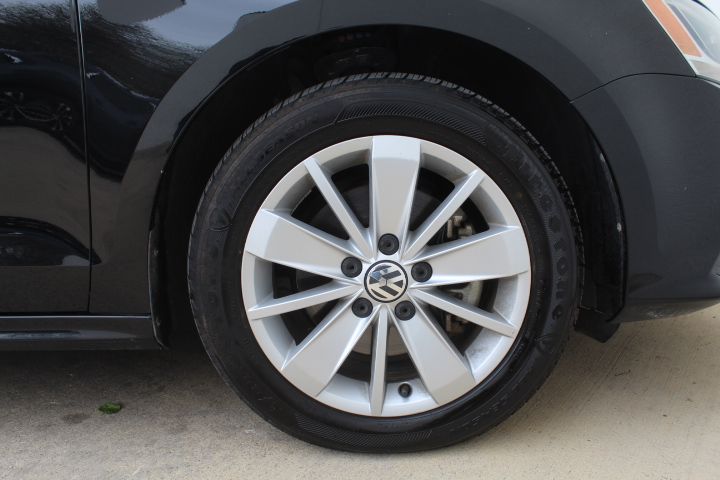 Used Car 2015 Volkswagen Jetta  For Sale Under $12,000 In Georgetown, Texas