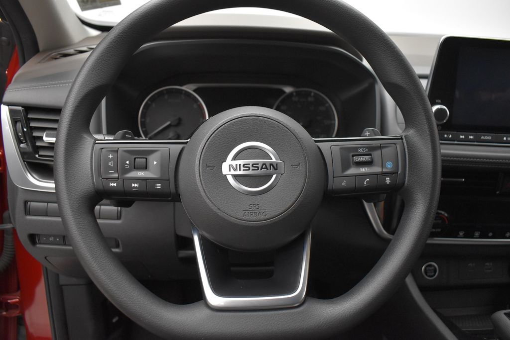 Thumbnail: 2021 Nissan Rogue - 16