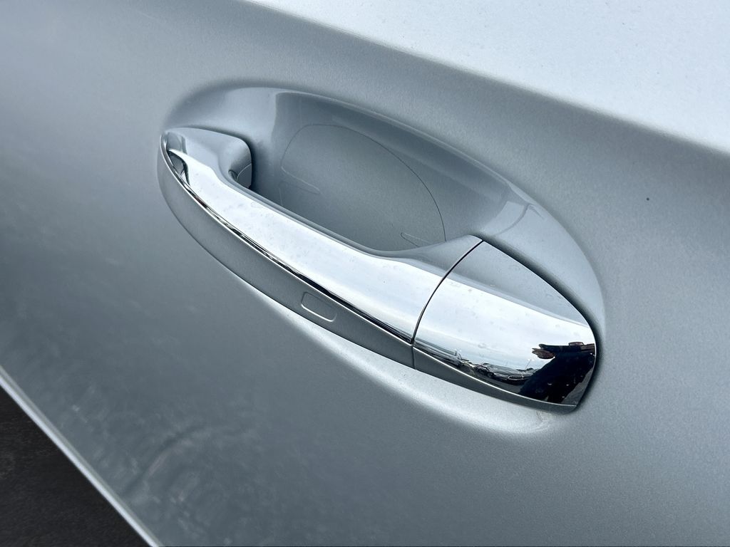 Thumbnail: 2021 Mercedes-Benz A-Class - 26