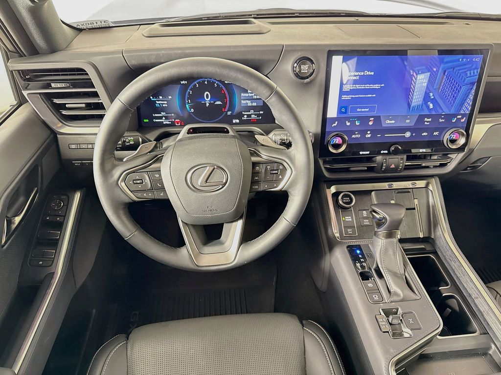 Thumbnail: 2024 Lexus GX - 23