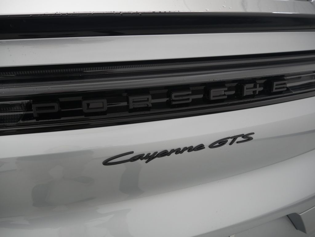 Thumbnail: 2026 Porsche  - 11