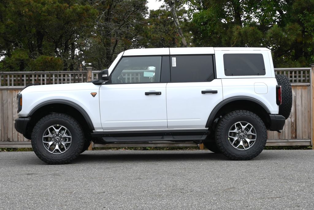 Thumbnail: 2025 Ford Bronco - 2