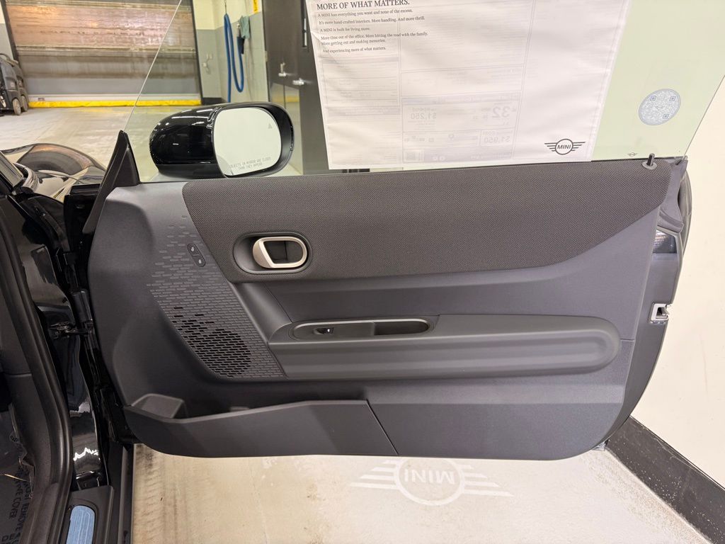 Thumbnail: 2026 MINI Cooper - 21