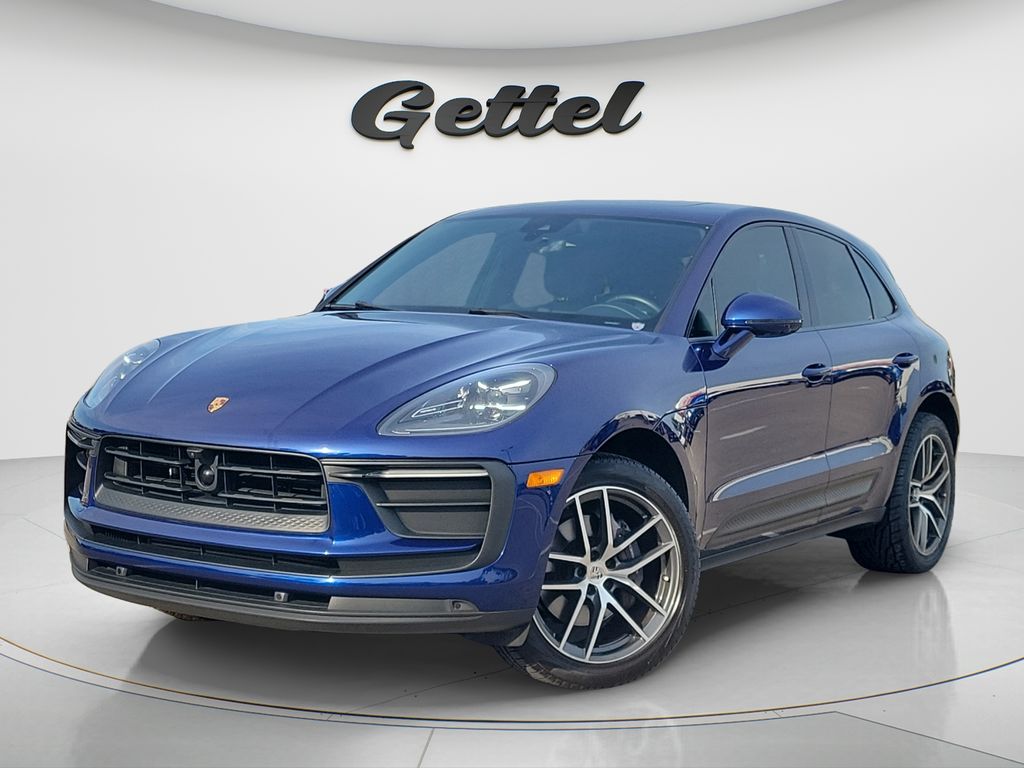 2022 Porsche Macan Base