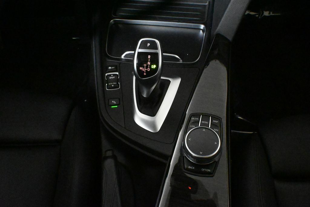 2019 BMW 3 Series 330i xDrive 26