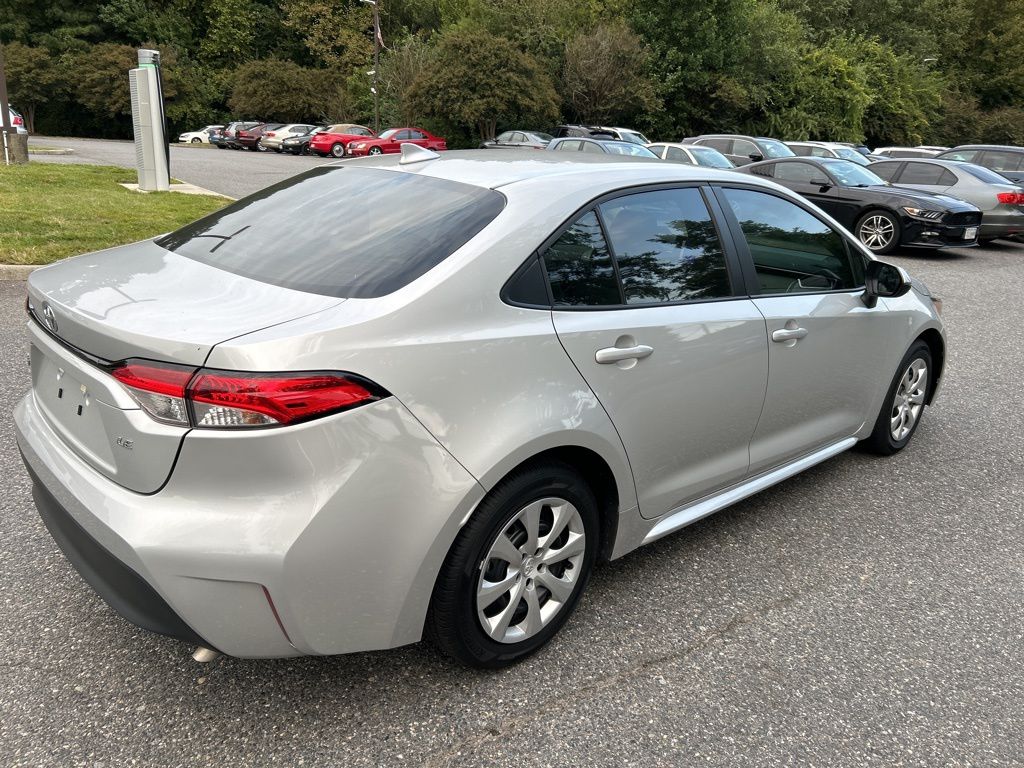 2024 Toyota Corolla LE 7