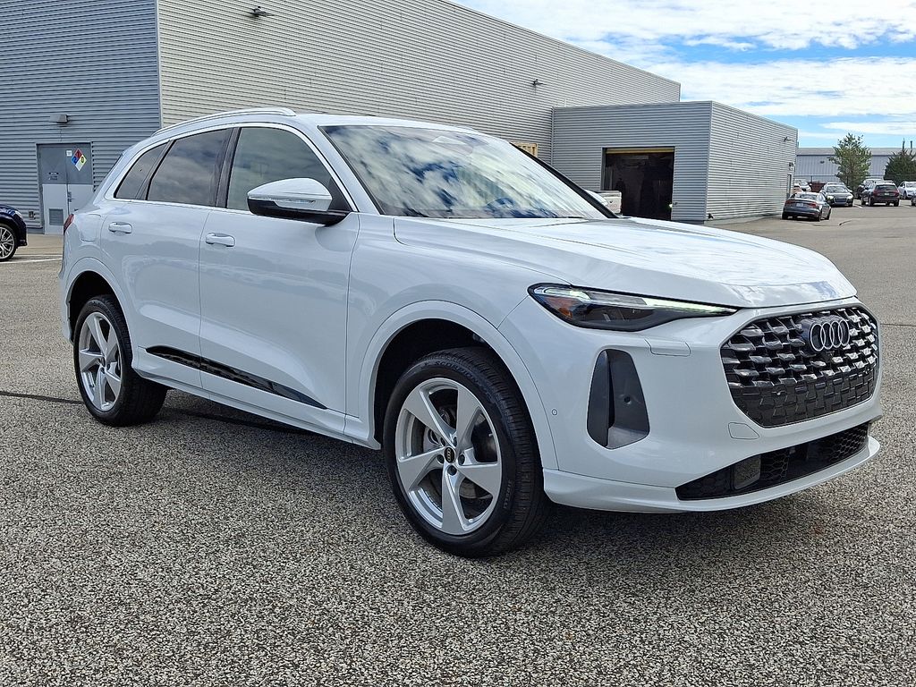 Thumbnail: 2025 Audi Q5 - 2