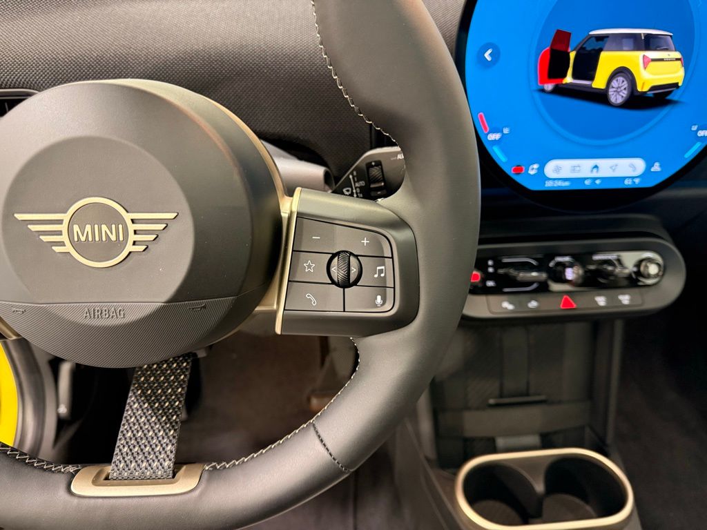 Thumbnail: 2025 MINI Cooper - 14
