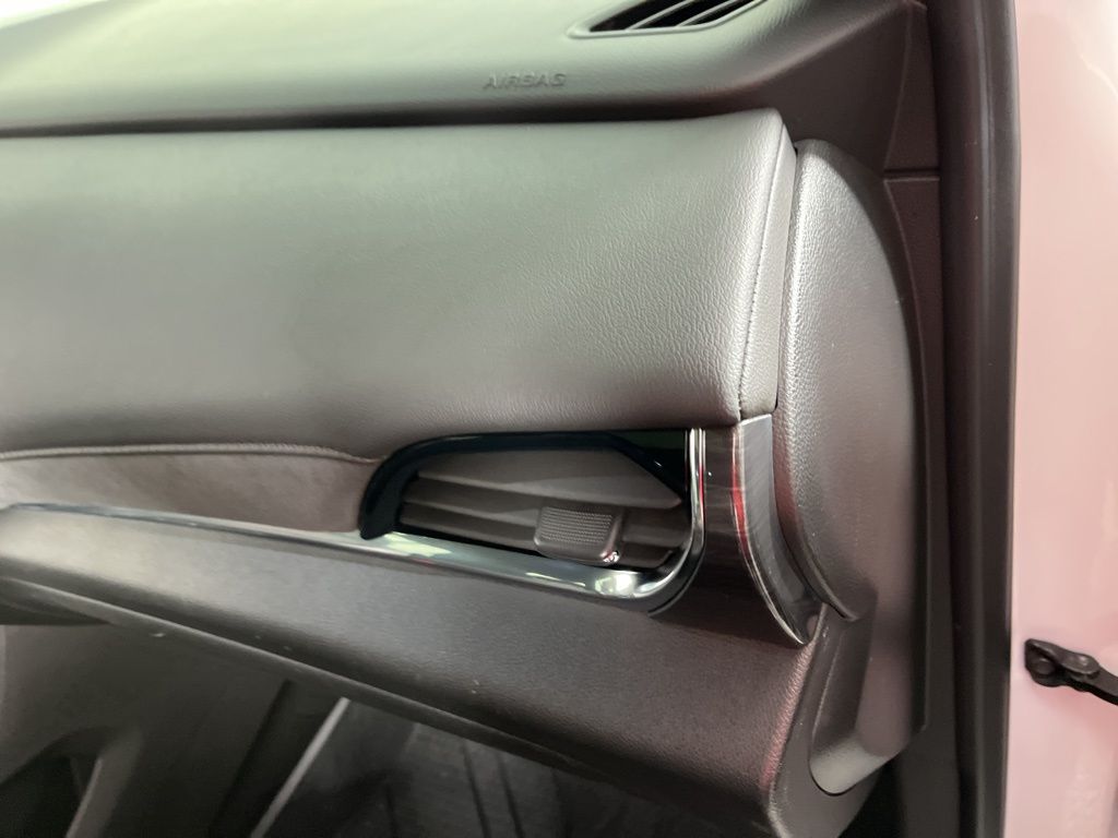 Thumbnail: 2023 Chevrolet Traverse - 22