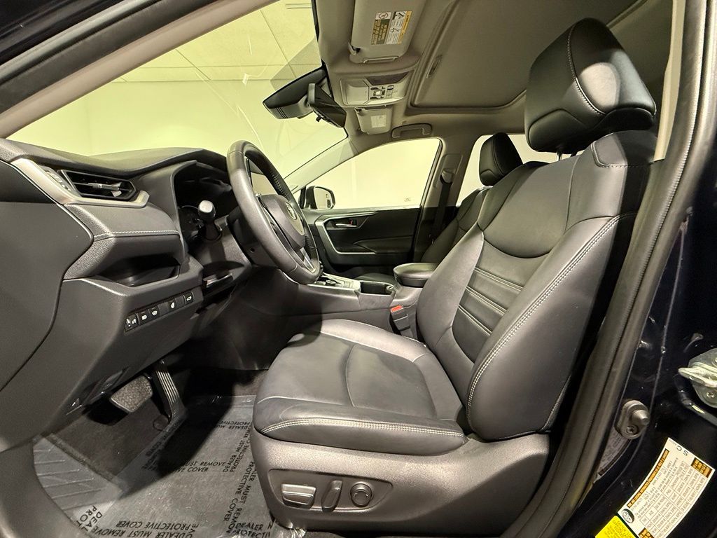 Thumbnail: 2024 Toyota RAV4 - 13