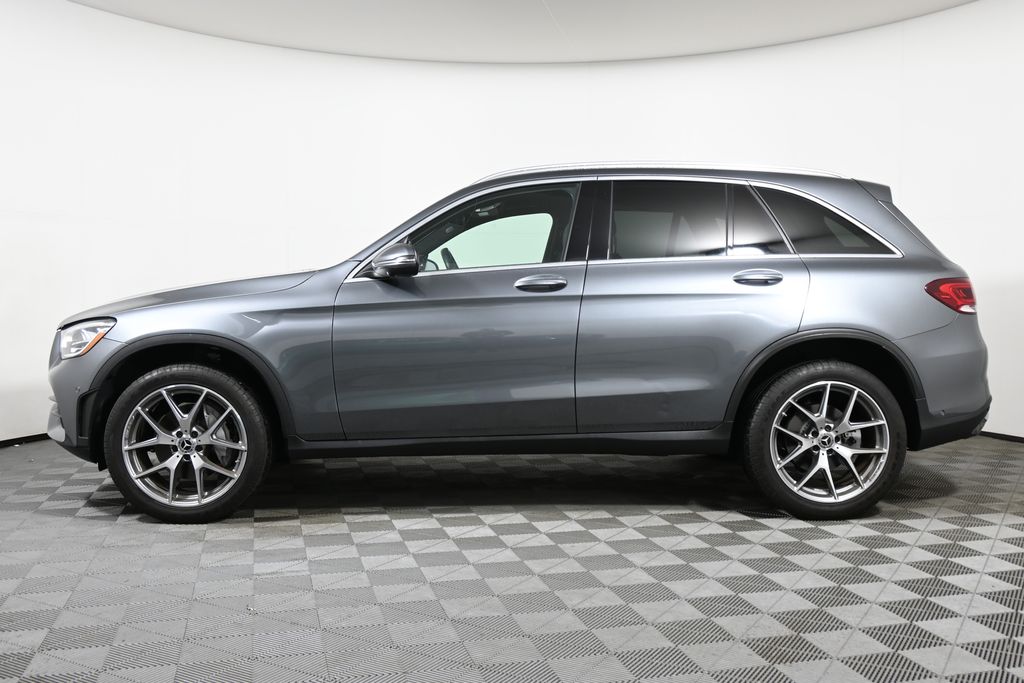 2021 Mercedes-Benz GLC 300 2