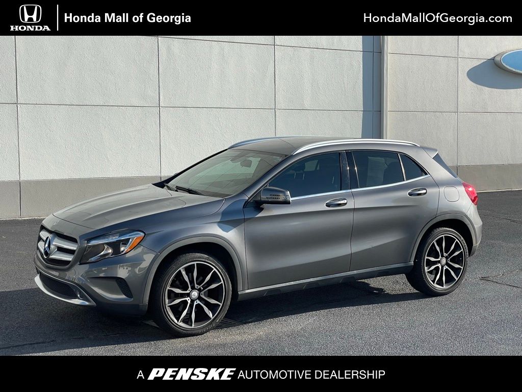 Thumbnail: 2017 Mercedes-Benz GLA - 1