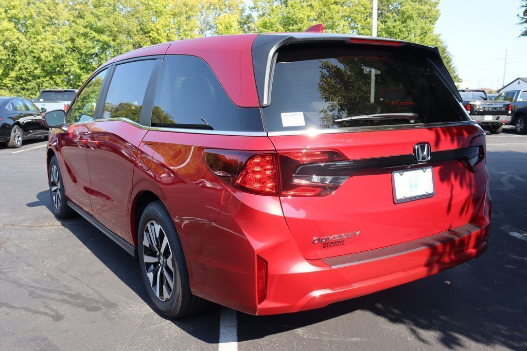 Thumbnail: 2026 Honda Odyssey - 3