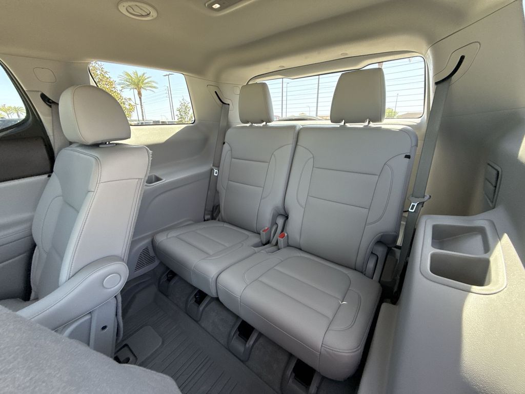 Thumbnail: 2023 GMC Acadia - 26